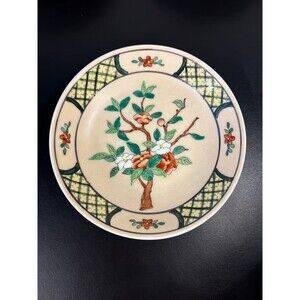 Japanese Porcelain Dishes ACF Decorated in Hong Kong Camellia Branch Lattice Set
